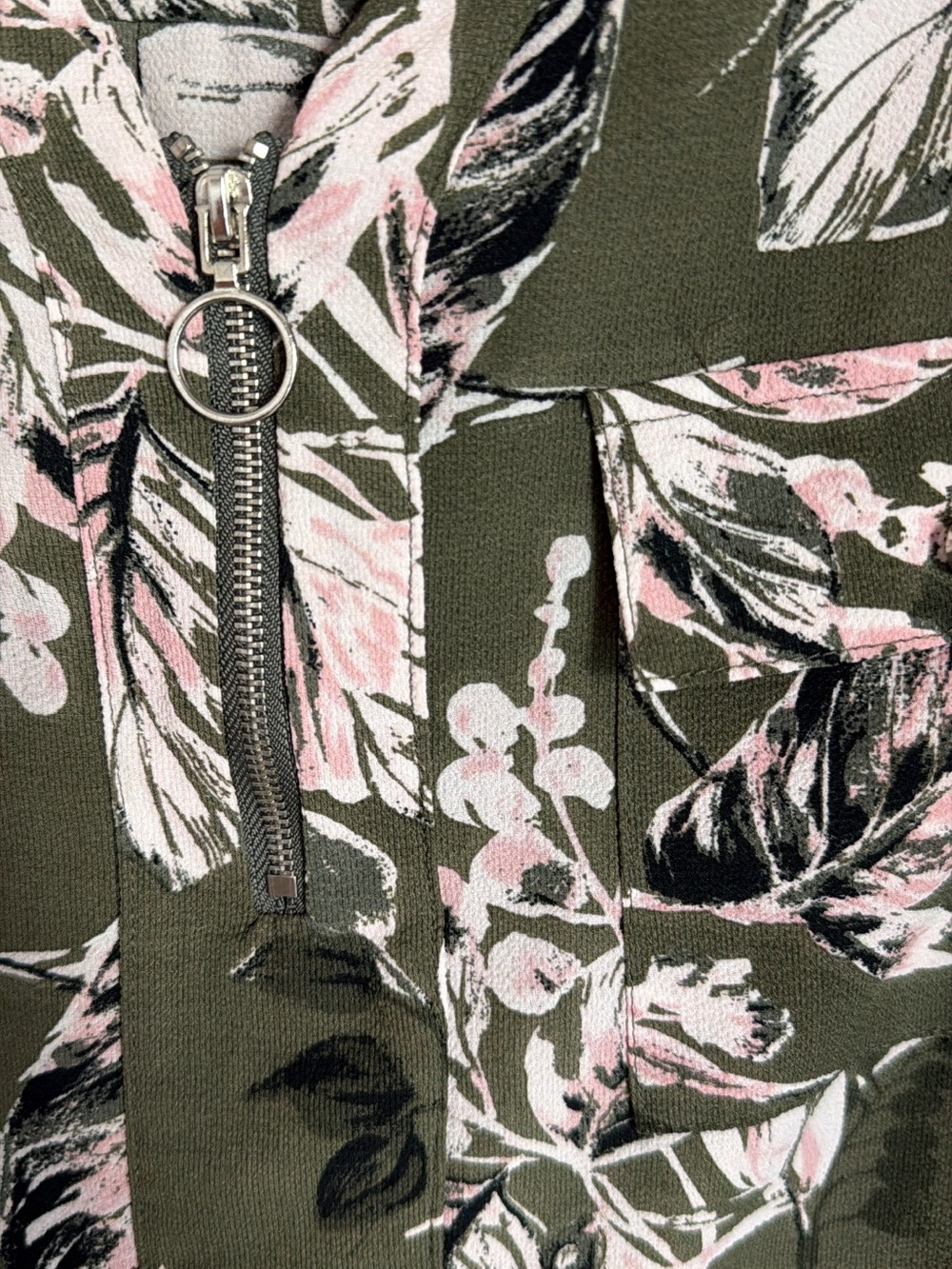 NY Collection Olive Green & Pink Floral Quarter Zip-Front Blouse - Size Medium - Picture 3 of 6